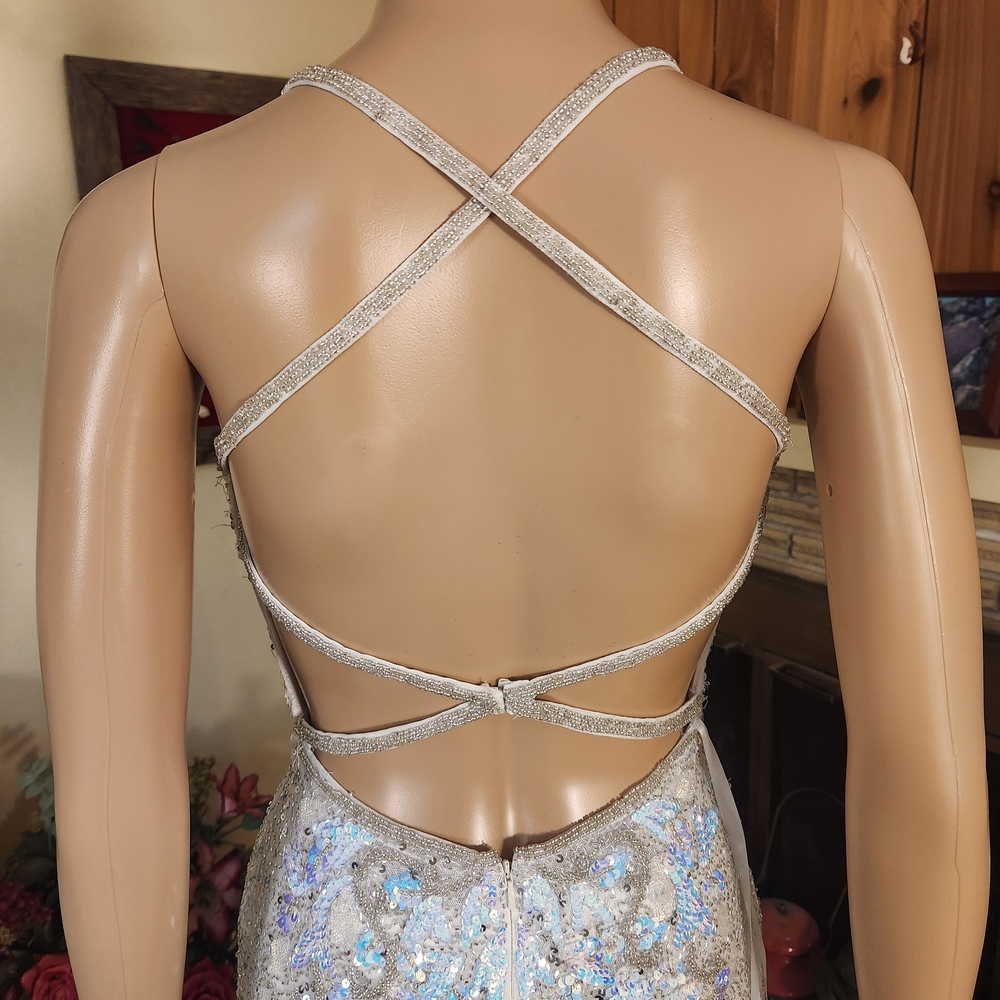 Sequin Embellished White Mini Dress with Spaghetti Straps - Picture 11 of 15